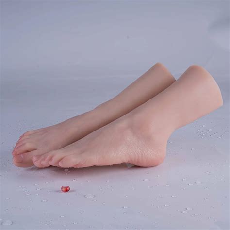 Ultra Realistic Feet – oxy